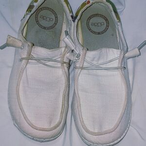 Hey Dude White Women's Moccasins